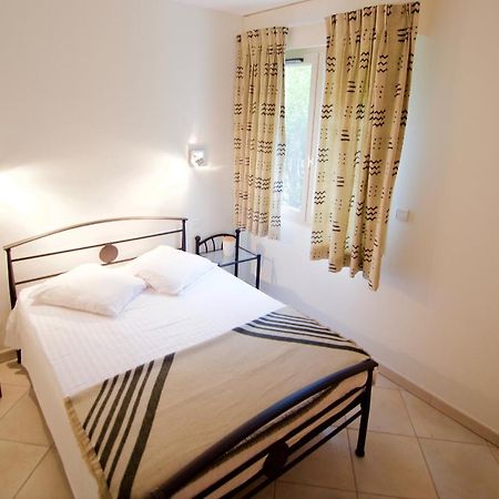 L'Hermitage, 3 Appartements Avec Terrasse, Vue Lac, Parking Et Piscine, Lla Selections By Location Lac Annecy Talloires Exterior foto